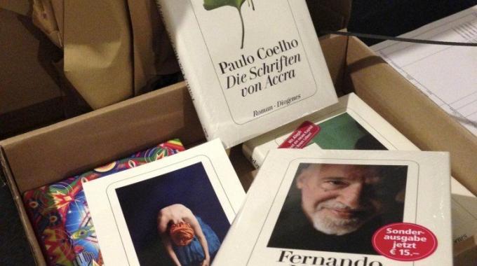 Buch Geschenk vom Diogenes Verlag für Coelho’s Brida Buchtrailer